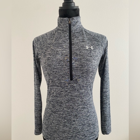 Under Armour Tops - Under Armour Women's Black/Grey Heather Quarter-Zip Long Sleeve Top